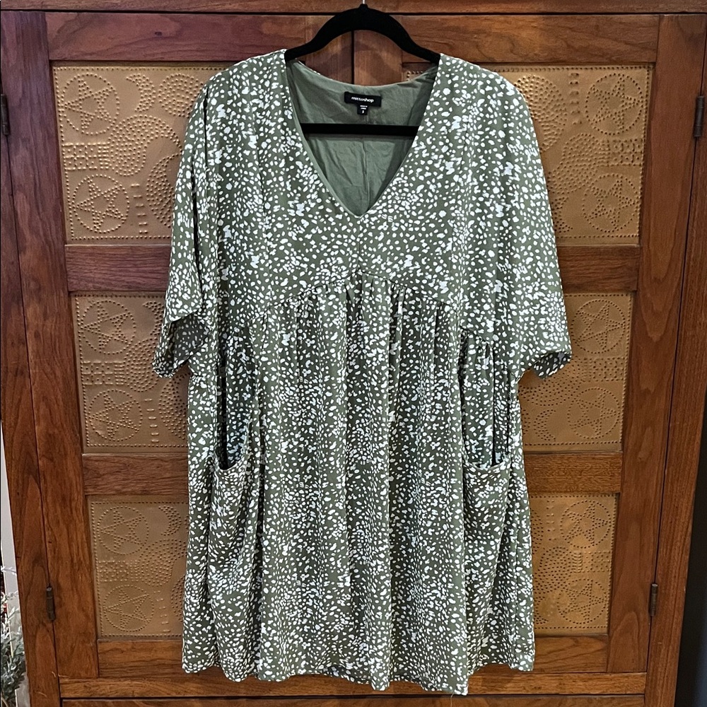 Eloquii Olive & White V-Neck Printed Babydoll Dress